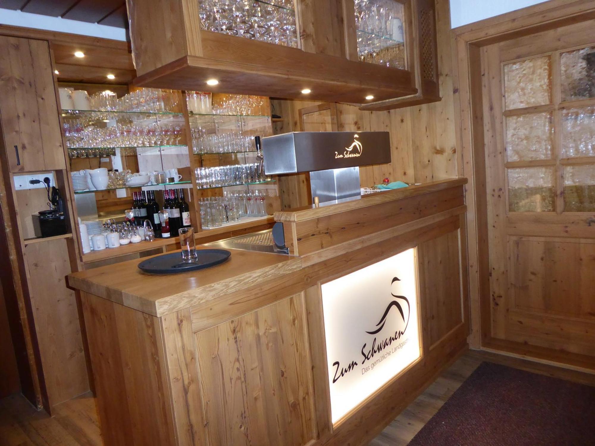 אולינגן בירקנדורף Gasthaus Zum Schwanen מראה חיצוני תמונה